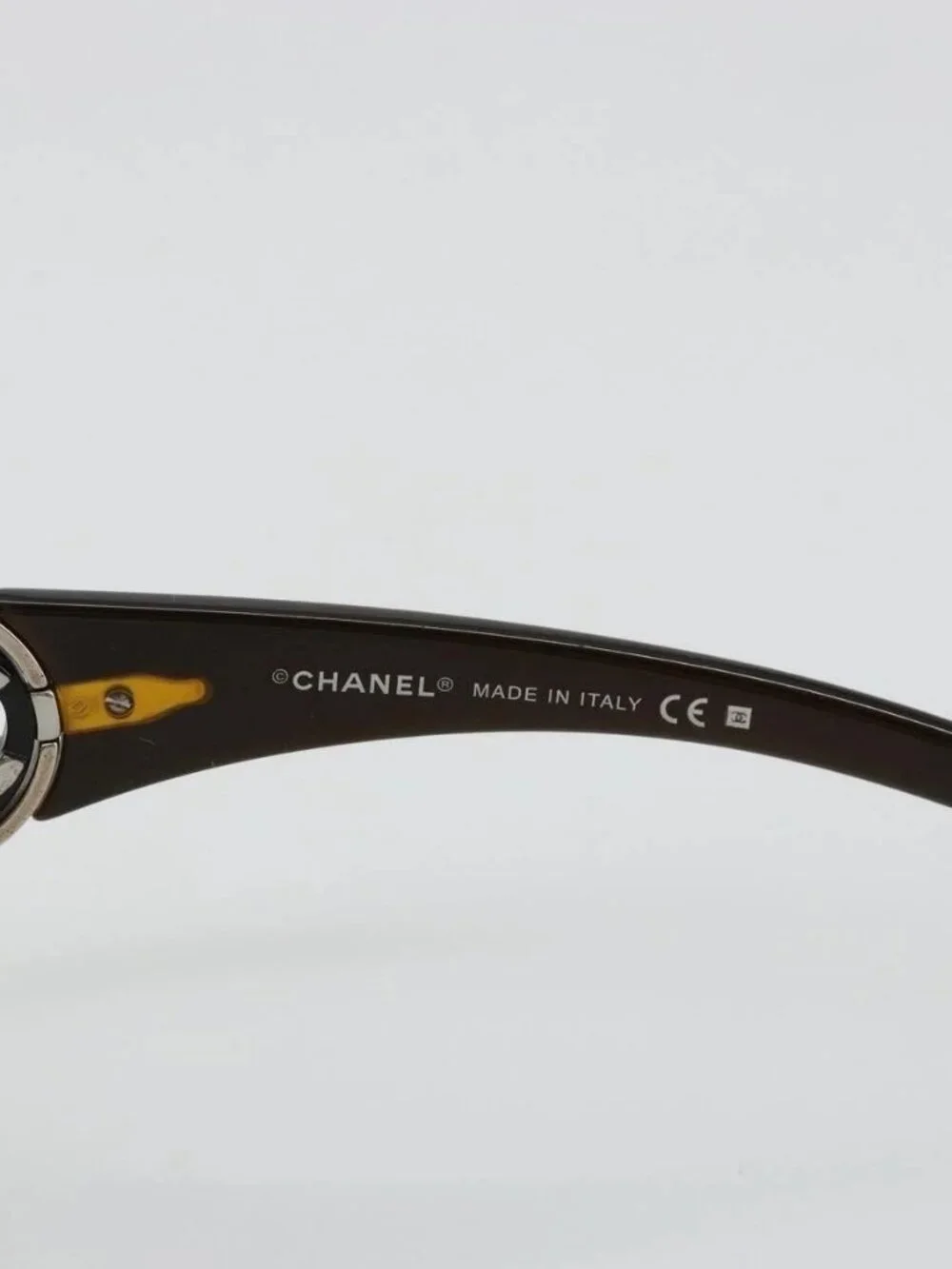 CHANEL brand	chanel color	brown